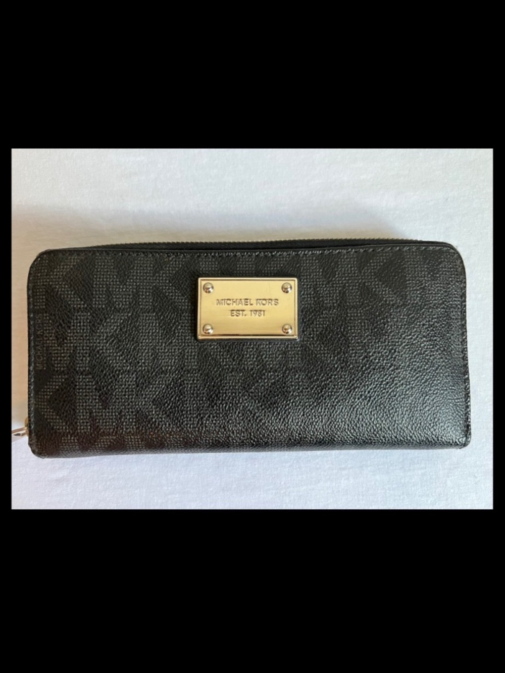 Michael Kors Black Signature Coated Canvas "Jet Set" Zip Around Wallet